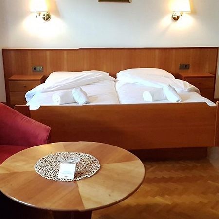 Weisses Roessl Bed and Breakfast Appiano Sulla Strada Del Vino Εξωτερικό φωτογραφία