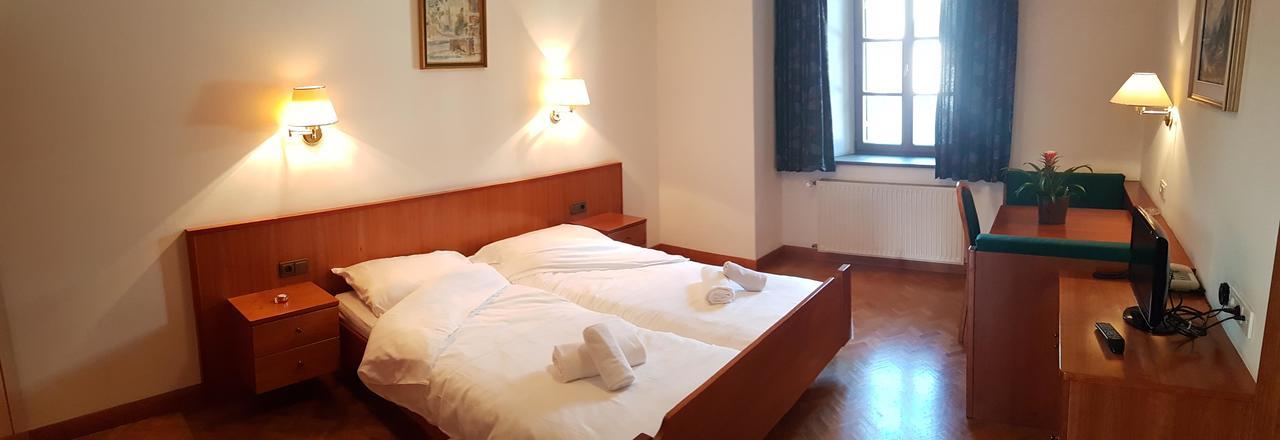 Weisses Roessl Bed and Breakfast Appiano Sulla Strada Del Vino Εξωτερικό φωτογραφία
