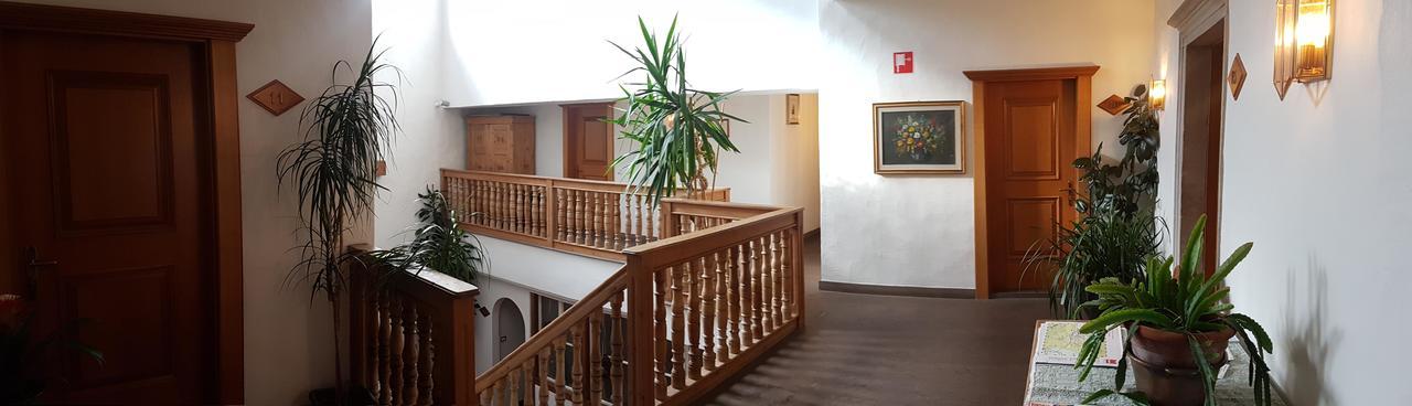 Weisses Roessl Bed and Breakfast Appiano Sulla Strada Del Vino Εξωτερικό φωτογραφία