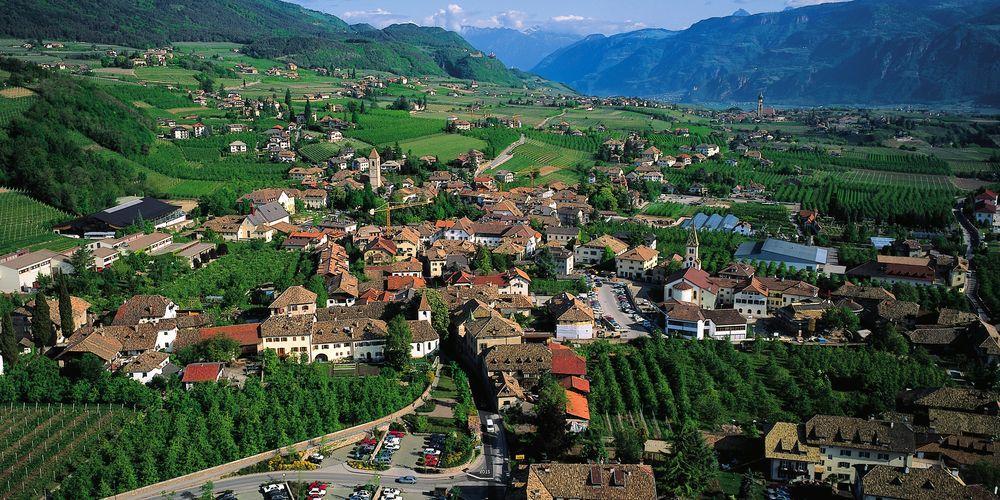 Weisses Roessl Bed and Breakfast Appiano Sulla Strada Del Vino Εξωτερικό φωτογραφία